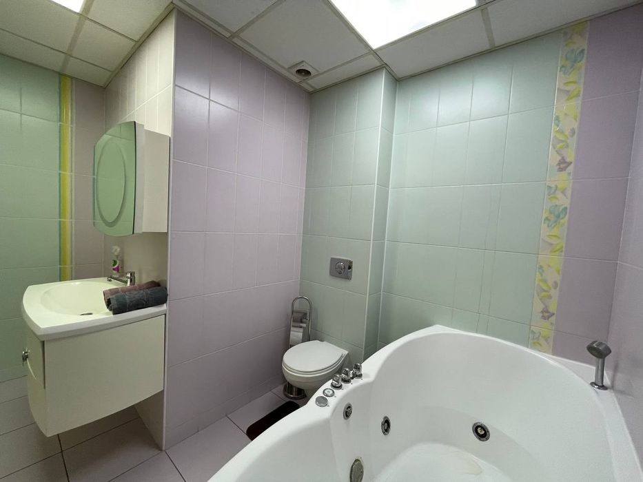 Квартира погодинно, подобово 2 кв в Мост сіті