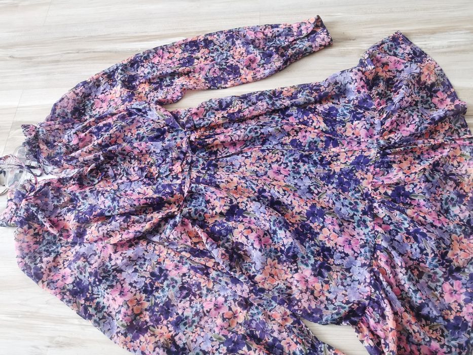 NOWA Sukienka fioletowa w kwiaty, boho, orsay, rozmiar 36