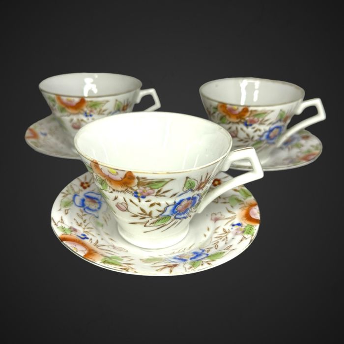 Porcelana japońska zestaw filiżanka ze spodkiem 3os. Lata 30 B41152