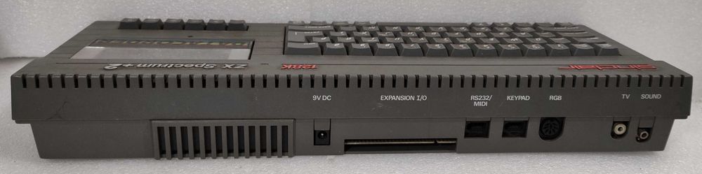 ZX Spectrum +2 128k + 6 jogos