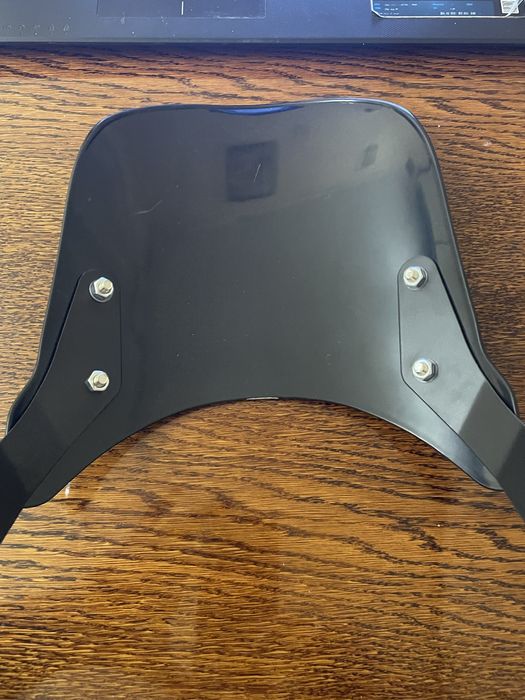 Продам ветровое стекло для мотоцикла