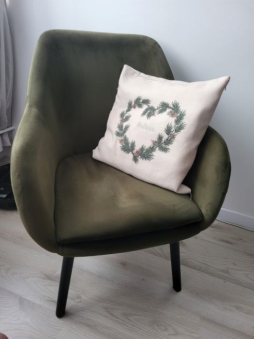 Fotel welurowy, stan bardzo dobry