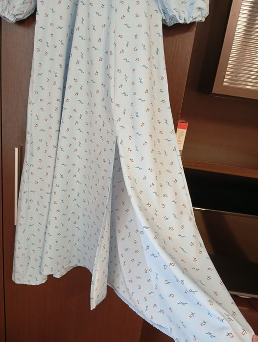 Продам жіночу сукню