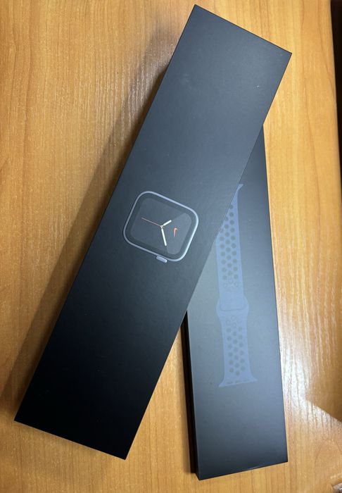 Apple Watch 5 nike