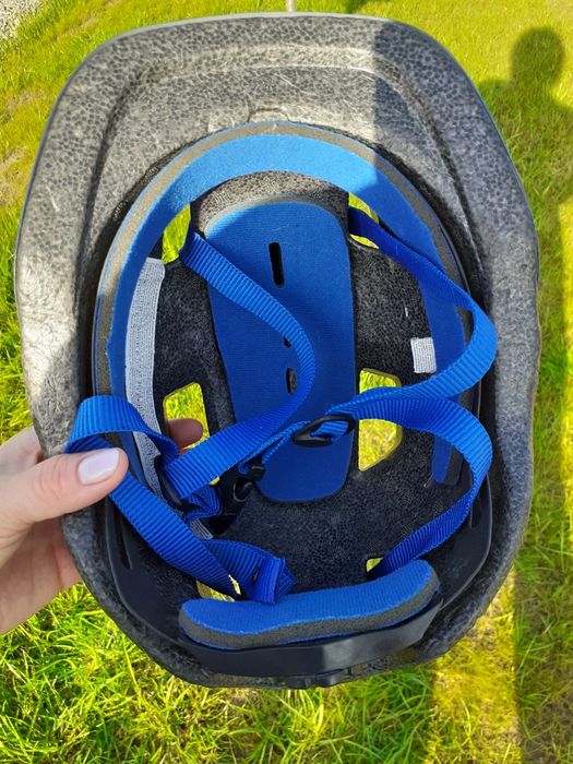 Kask dla dziecka w wieku 2+
