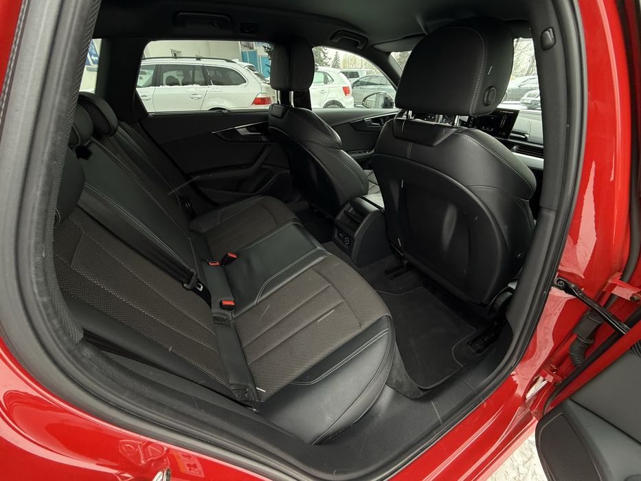 Audi A4 B9 Європа 3xS-Line 2.0TDI Без дтп, ориг.пробіг матрична оптика