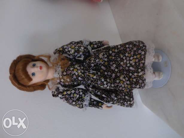 5 Bonecas de Porcelana