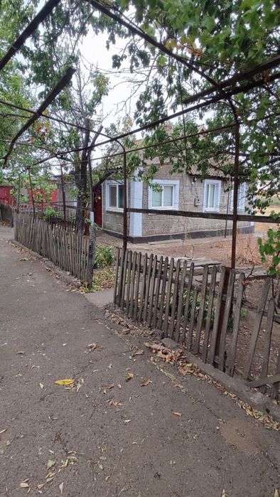 Продам два будинки