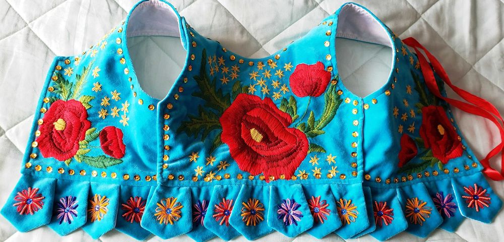 Gorset krakowski ręcznie haftowany