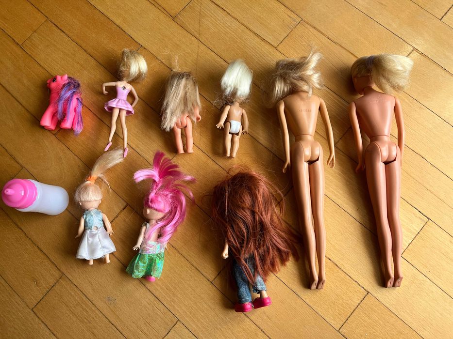 Zestaw lalki Barbie 2 duże + 6 małe