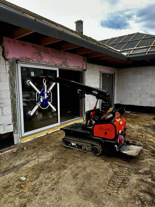 BG LIFT M060 Cesja leasingu Mini żuraw manipulator do szkła szyb okien