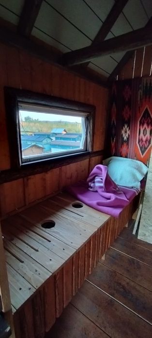 Продам апі хатинку і вулики