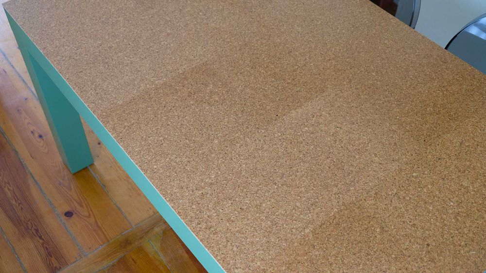 Mesa de jantar extensível verde e tampo cortiça - original e robusta