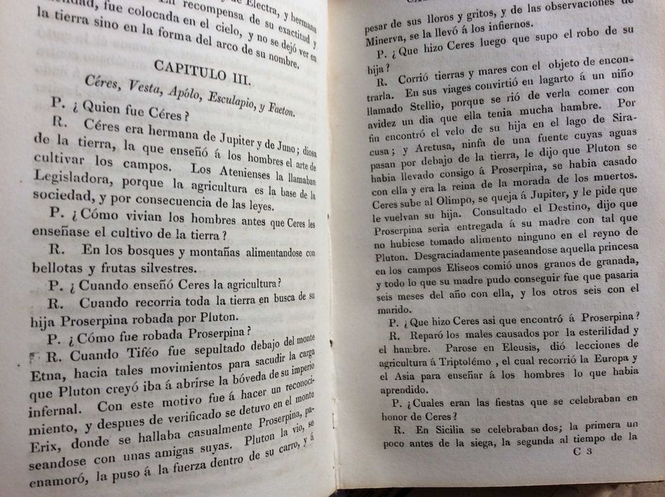 Catecismo de Mitologia. Por D. Jose de Urcullu. ( cerca de 182? )2.ª edicion. Em espanhol. Único