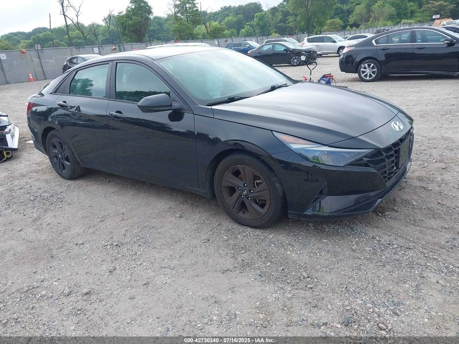Бампер HYUNDAI ELANTRA (CN7) 2.0 розборка шрот