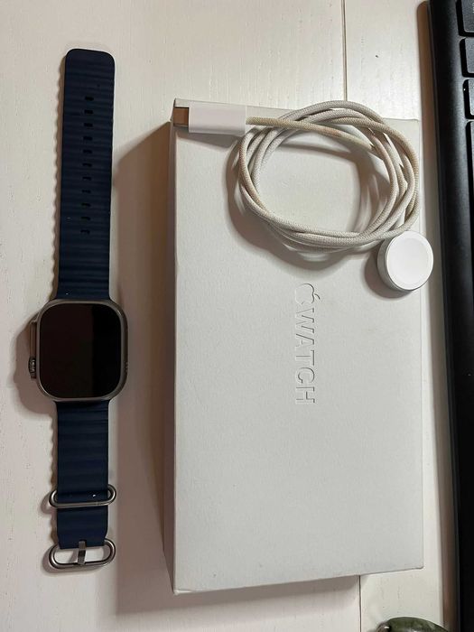 Apple Watch Ultra 2, 49 • Titânio