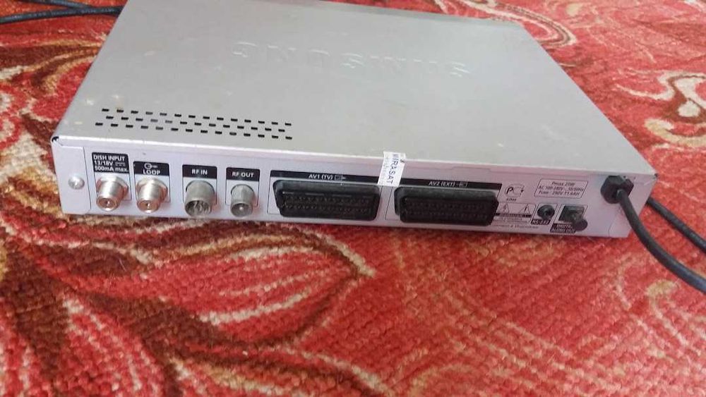 Супутниковий ресивер Samsung DSB S300V
