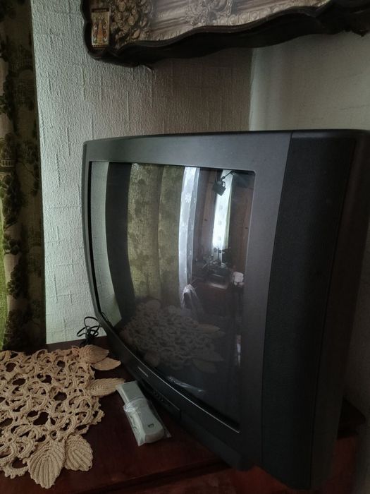 Телевізор Medion 27''