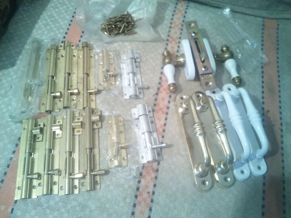 Держатели тремпелей поворотный выдвижные фурнитура ручки