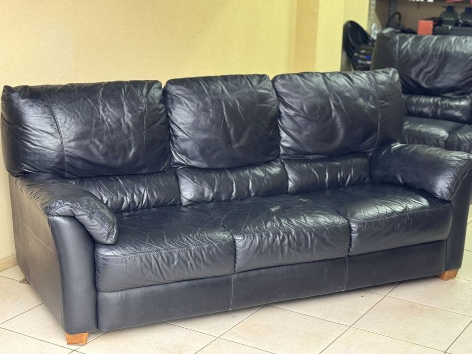 Кожаный диван тройка из Бельгии