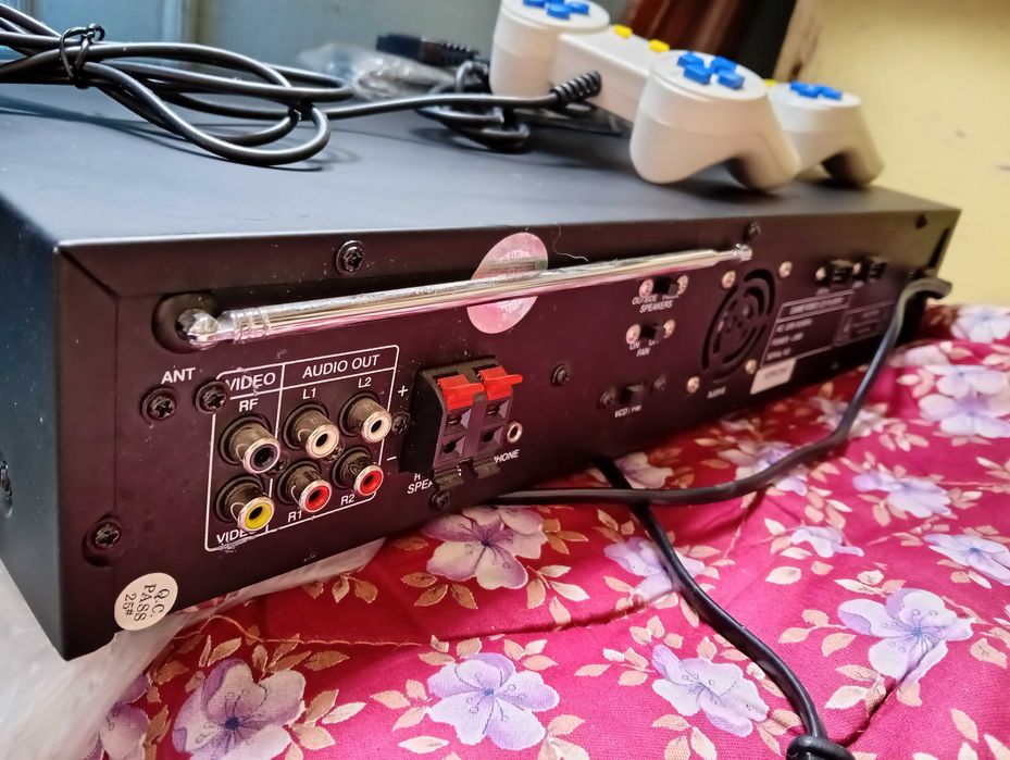Аудио видео CD плеер Sony VCD-6000
