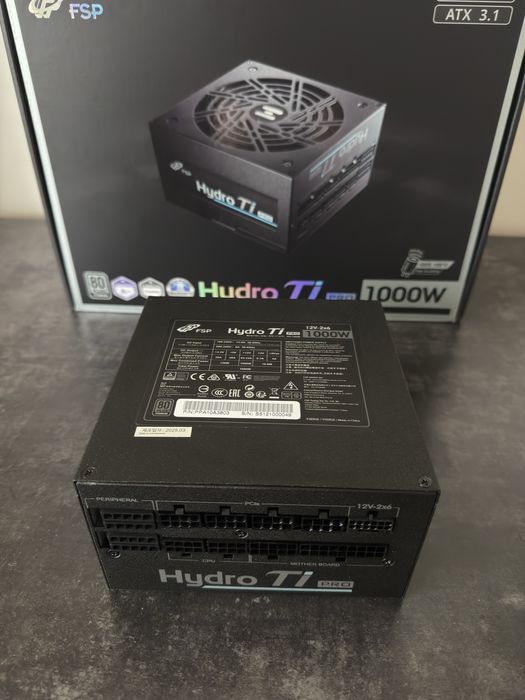 FSP/Fortron Hydro TI PRO 1000W 80 Plus Titanium ATX 3.1