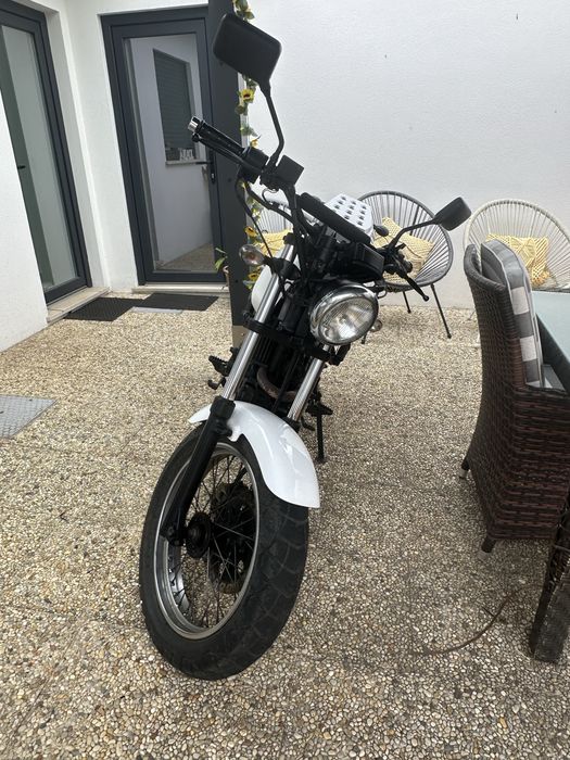 Moto Hyosung RT karion 125