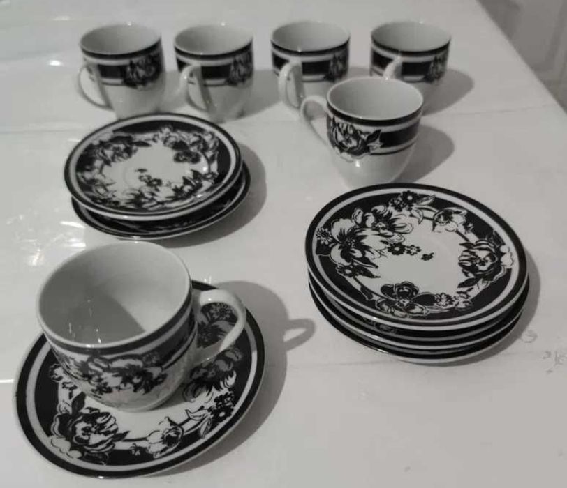 Conjunto de 6 chávenas de café em cerâmica