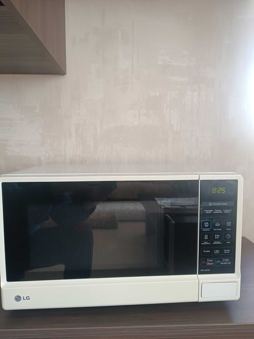 Микроволновая печь LG MS-2347B
