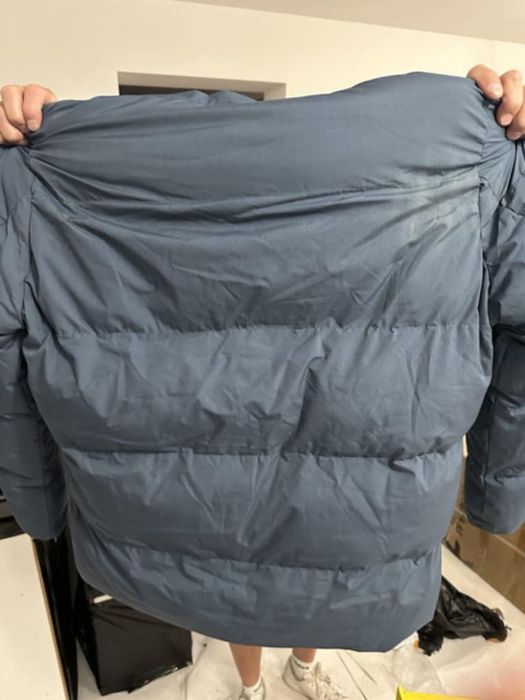 Kurtka przeciwdeszczowa Xl pisać na priv