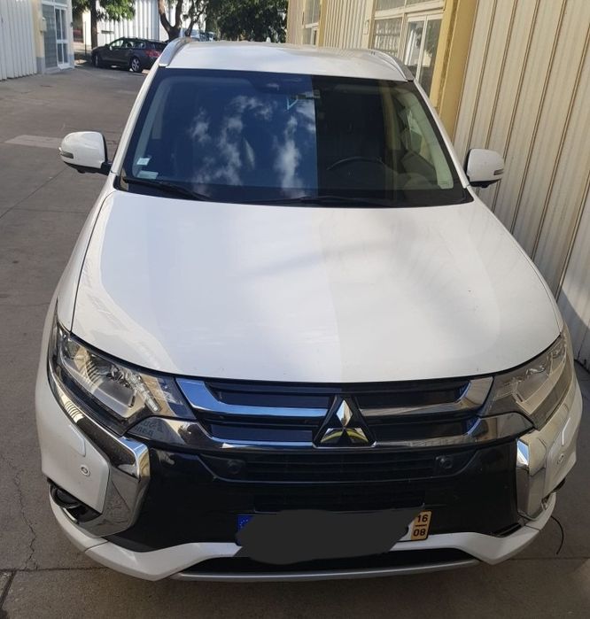 Mitsubishi Outlander 2.0 Intense Navi