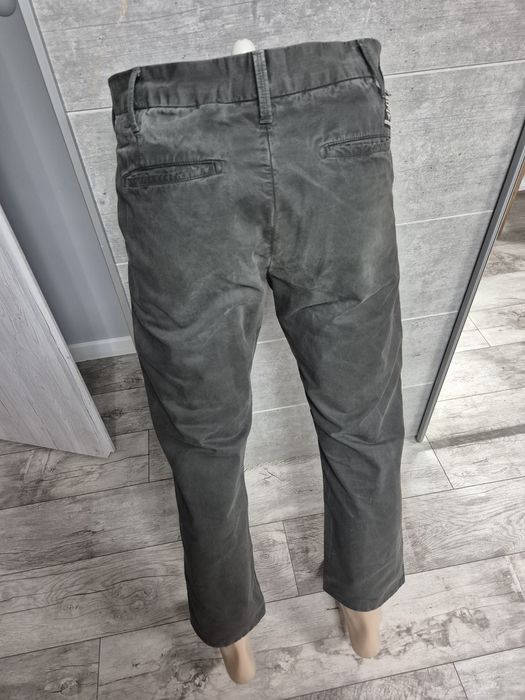 Męskie spodnie chinosy Replay khaki chino W32