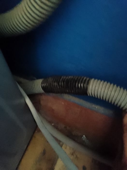 Продам пральну машинку працює добре