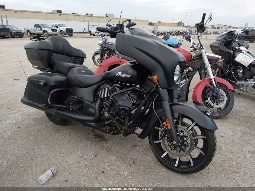 2021 Indian Roadmaster Dark Horse