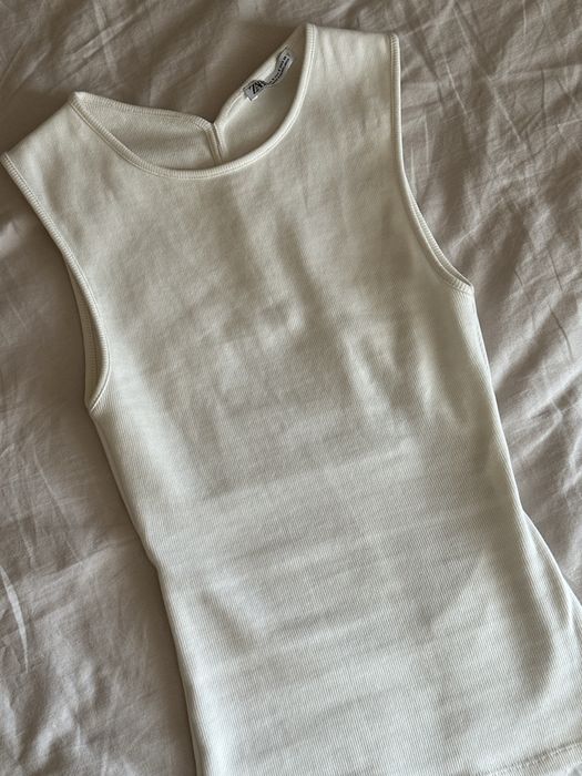 майка з вирізом на спині Zara