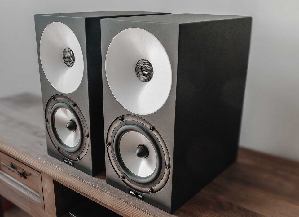 Amphion One15 + Amphion Amp100 2x100 Watt