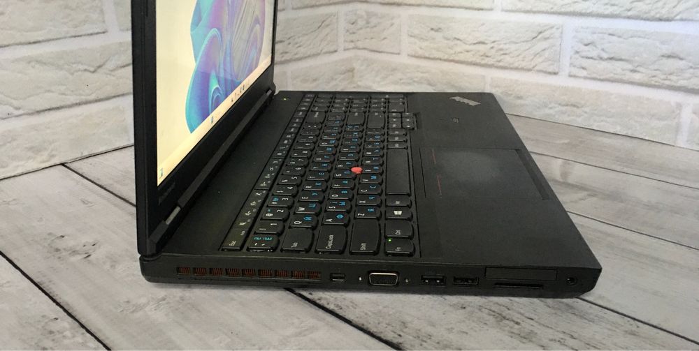 Ноутбук i7/ОЗУ 16gb/ SSD128gb/HDD500