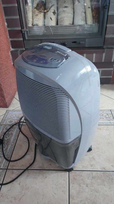 Osuszacz powietrza DeLonghi DEC180