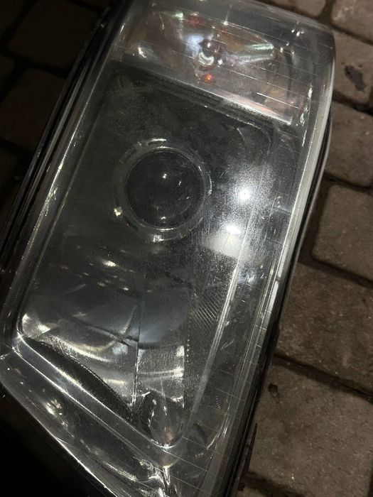 Продам фари на Т5 лінзовані
