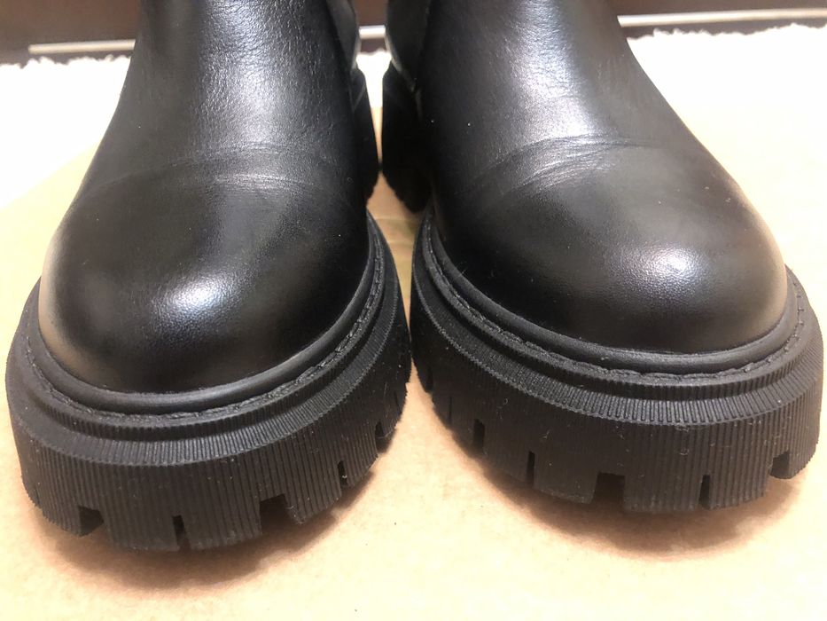 Осінні жіночі ботінки 36 розмір