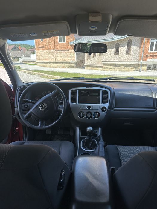 Mazda Tribute 2.3 газ бензин