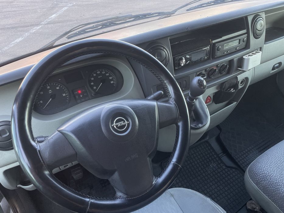 Opel Movano