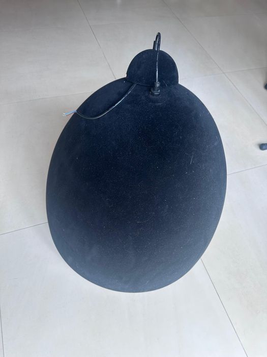 Candeeiro de teto peto e dourado