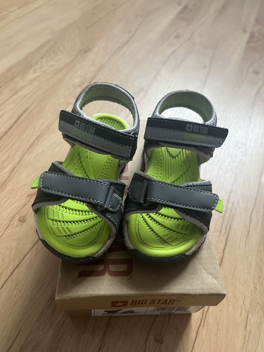 Sandały chłopięce rozmiar 24