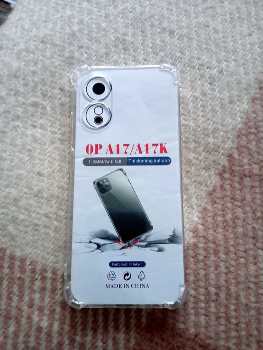 etui do telefonu OPPO A17 przezroczyste