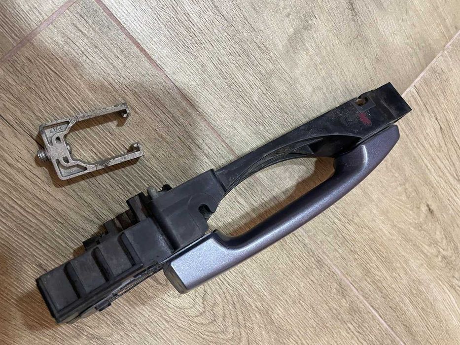 Ручка дверей Nissan Qashkai