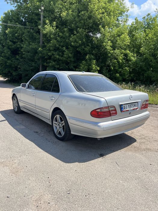 Mercedes Benz e class w210 2001 рік 2.6 газ бензин автомат
