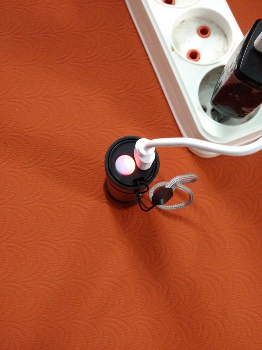 Мини-светодиодный фонарик Q5 Zoom - 2000 люмен.