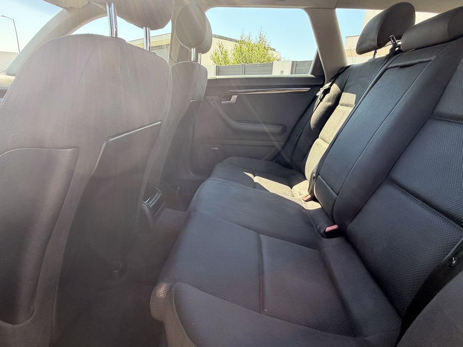 AUDI A4 1.9 TDI 130CV