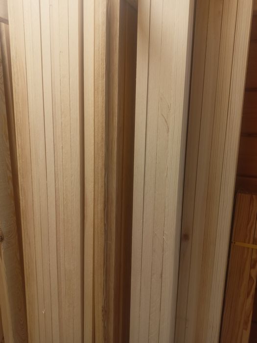 Bezsęczne listwy sosnowe 21x32 długość 2,5m